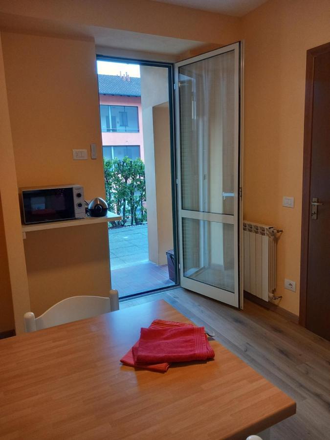 Sunshine Guesthouse Cannero Riviera Eksteriør bilde